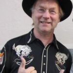Michael H Lindgren